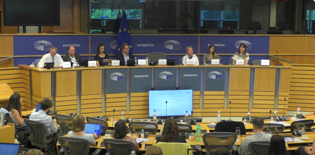 Conférence "Qu'avons nous besoin pour garantir la sécurité des emballages alimentaires