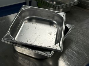 Le réemploi réduit les déchets, préserve les ressources naturelles et créer des emplois