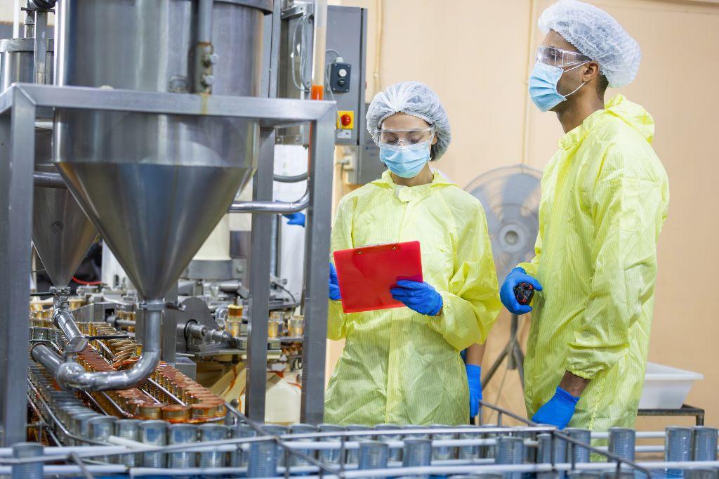 Il existe plusieurs textes qui encadrent la sécurité sanitaire des emballages alimentaires